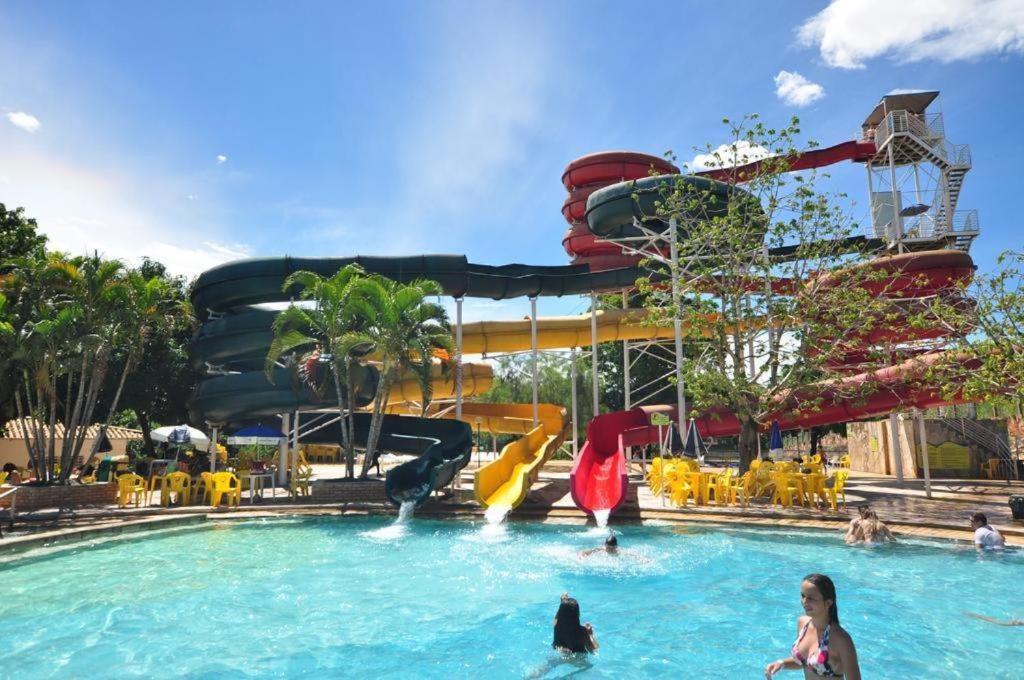 Piazza Diroma - Cortesia Park Diroma, Splash E Slide Caldas Novas Exterior photo